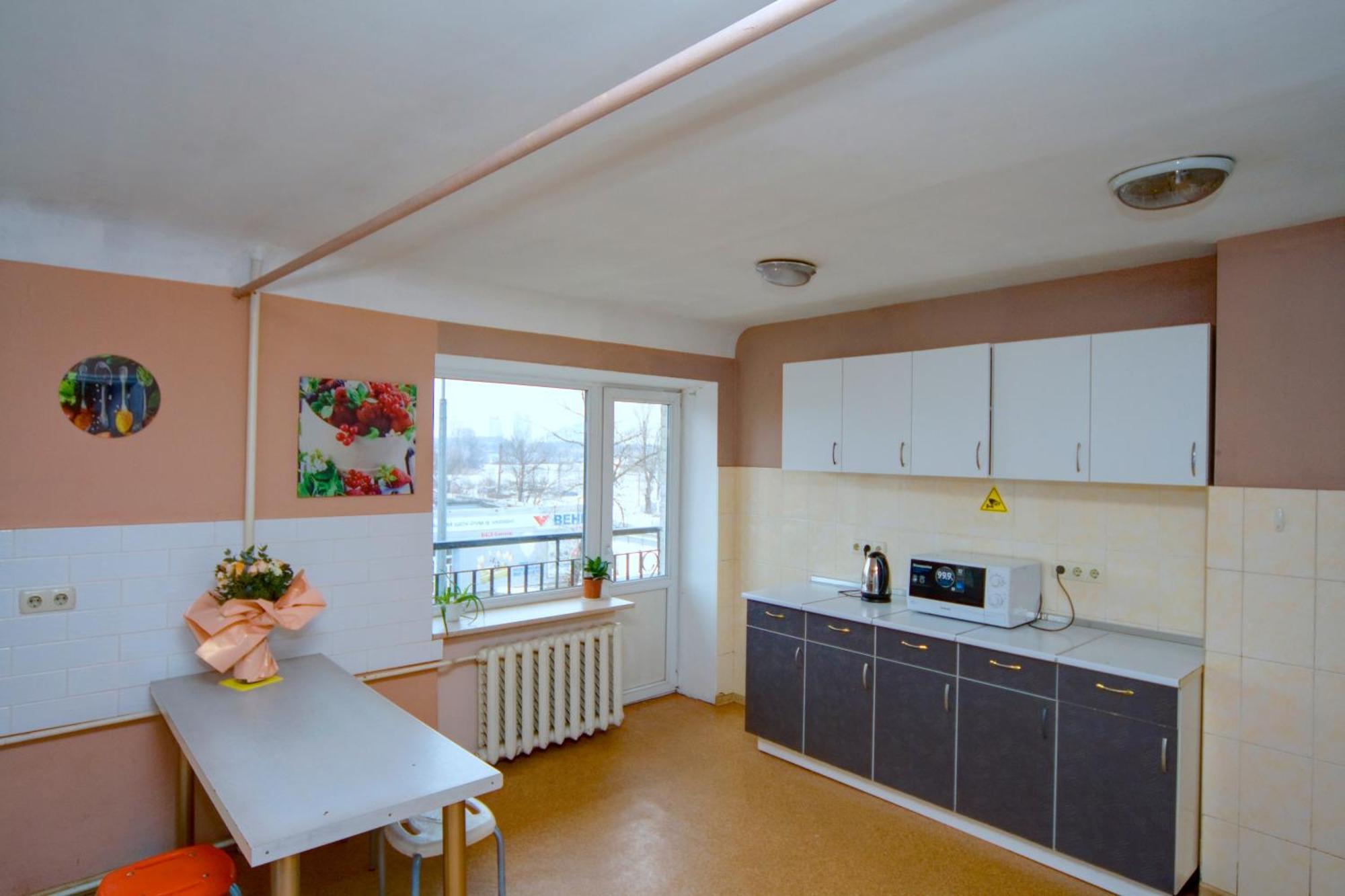 Hostel Podolski Plus Kiev Exteriör bild