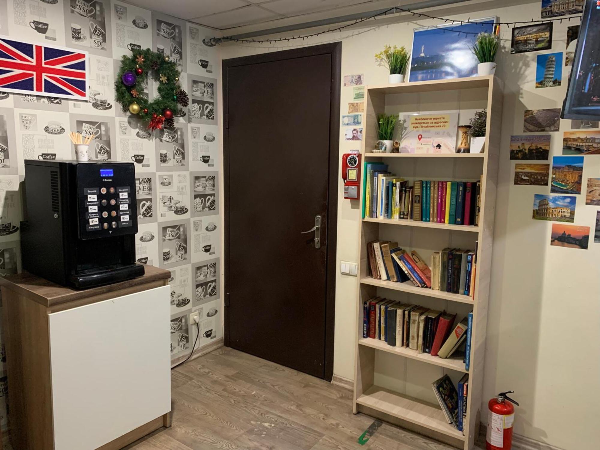 Hostel Podolski Plus Kiev Exteriör bild
