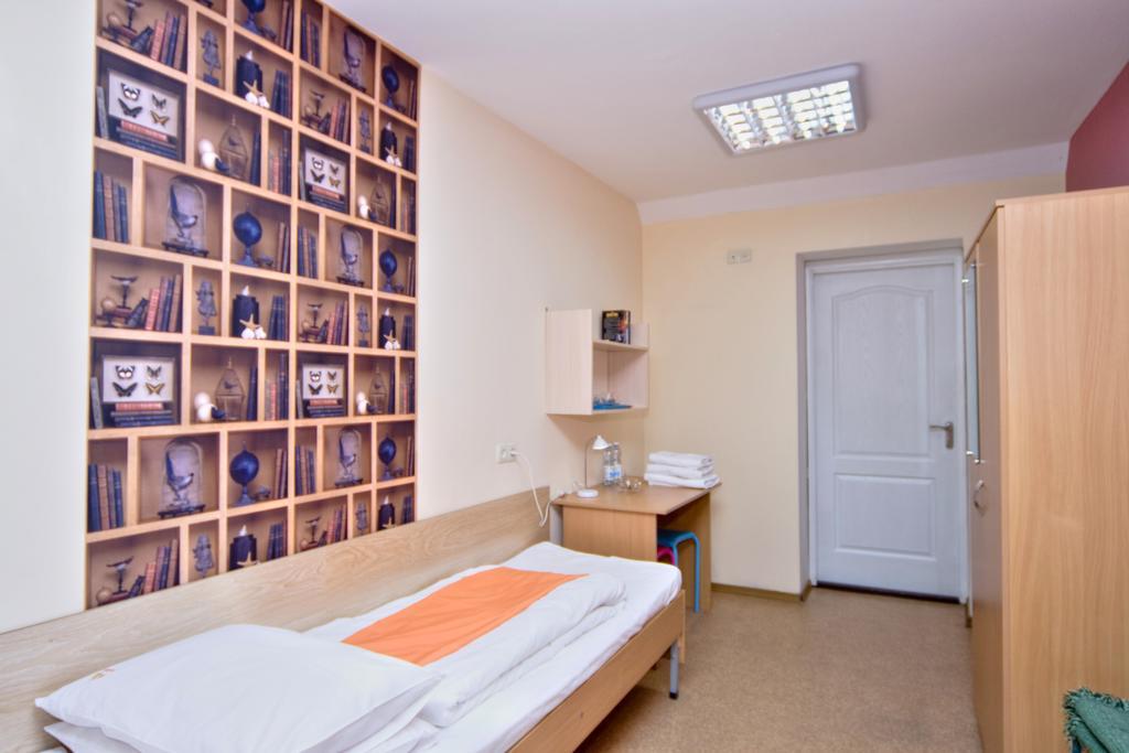 Hostel Podolski Plus Kiev Exteriör bild